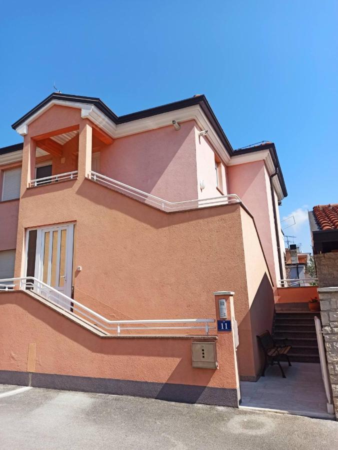 Gaia Apartment